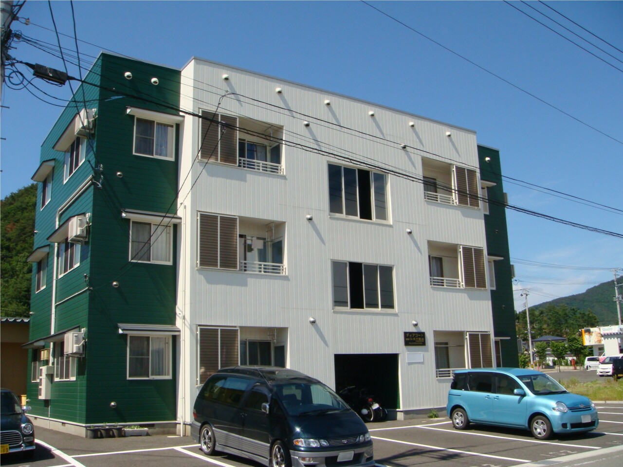 ディアコート　102