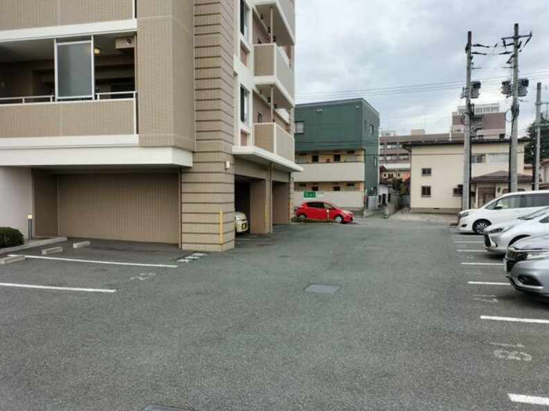山形中心部　高層マンション（アイエ小白川）画像